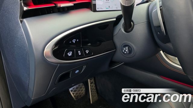 Genesis GV70 2025 — photo 30
