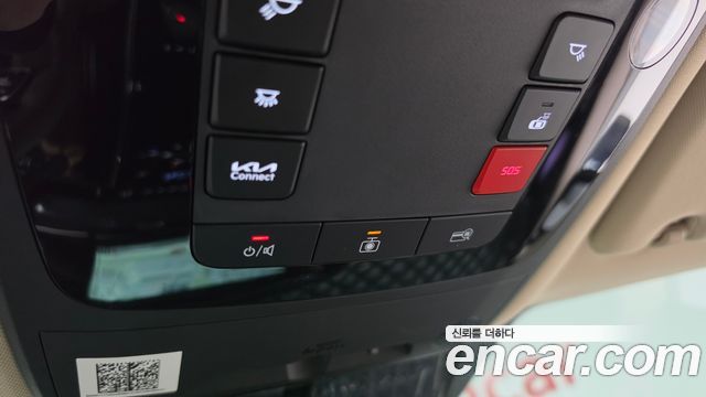 Kia Canival 2023 — photo 28