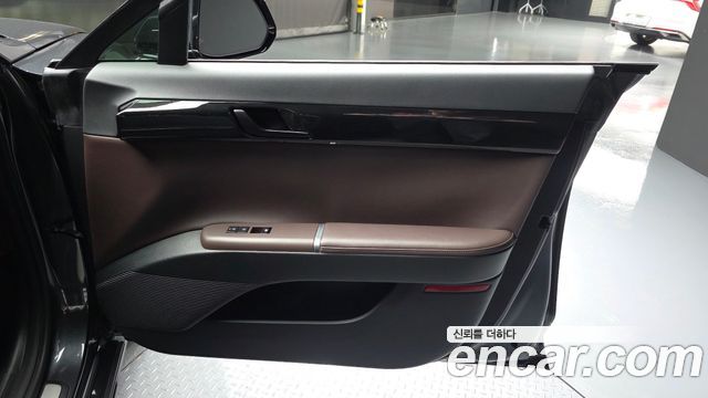 Hyundai Grandeur 2023 — photo 14