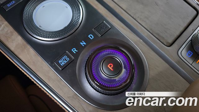 Genesis GV80 2022 — photo 12