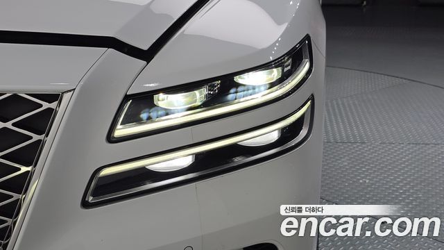 Genesis GV80 2022 — photo 8