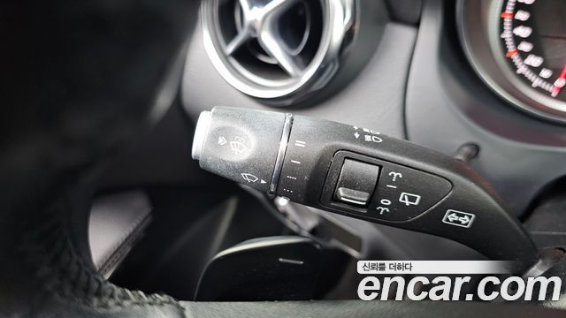 Mercedes-Benz GLA-Class 2019 — photo 26