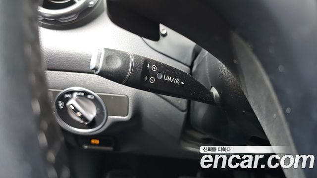 Mercedes-Benz GLA-Class 2019 — photo 27