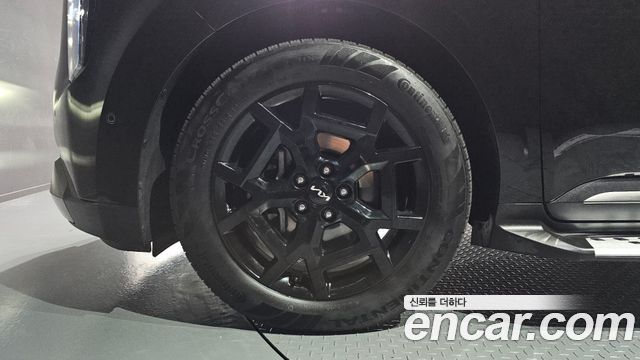 Kia Canival 2025 — photo 5