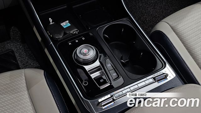 Kia Canival 2025 — photo 12