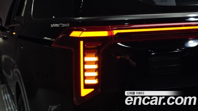 Kia Canival 2025 — photo 9