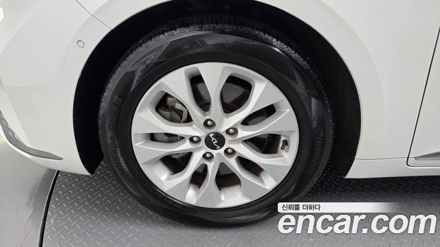 Kia K8 2022 — photo 5
