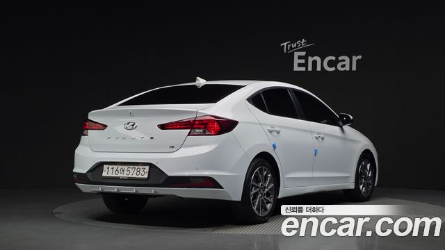 Hyundai AVANTE 2020 — photo 2