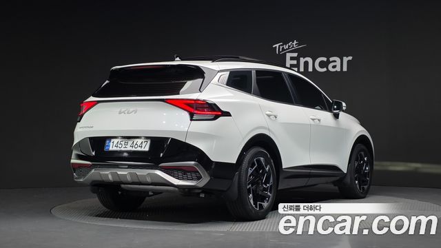 Kia Sportage 2023 — photo 2