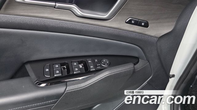 Kia Sportage 2023 — photo 17