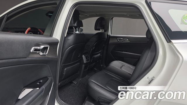 Kia Sportage 2023 — photo 22