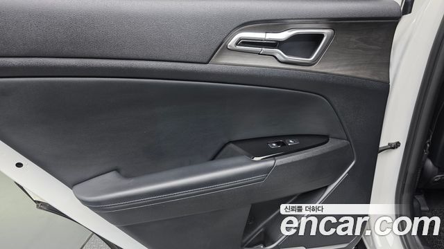 Kia Sportage 2023 — photo 15
