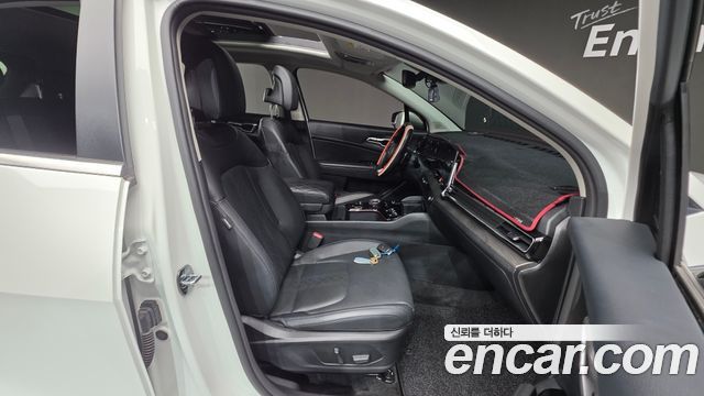 Kia Sportage 2023 — photo 16