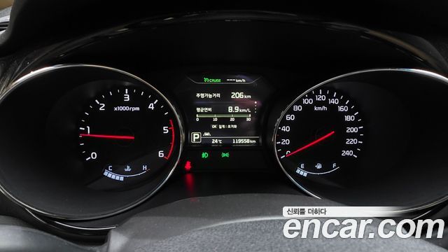 Kia Canival 2017 — photo 11