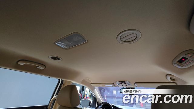 Kia Canival 2017 — photo 24