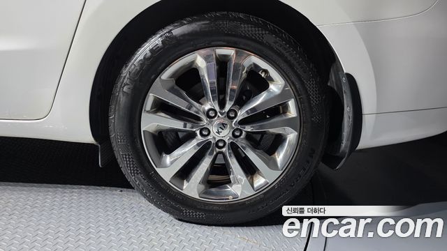 Kia Canival 2017 — photo 7