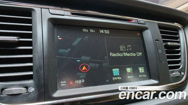 Kia Canival 2017 — photo 31