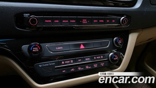 Kia Canival 2017 — photo 33