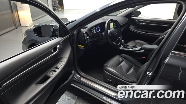 Hyundai Grandeur 2018 — photo 13