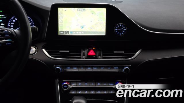 Hyundai Grandeur 2018 — photo 19