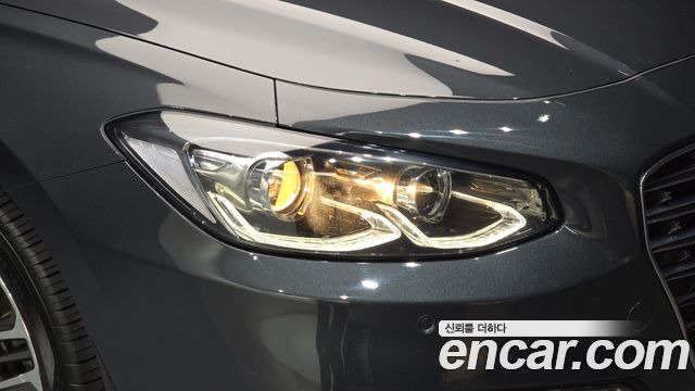 Hyundai Grandeur 2018 — photo 8