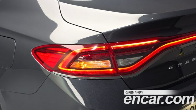 Hyundai Grandeur 2018 — photo 9
