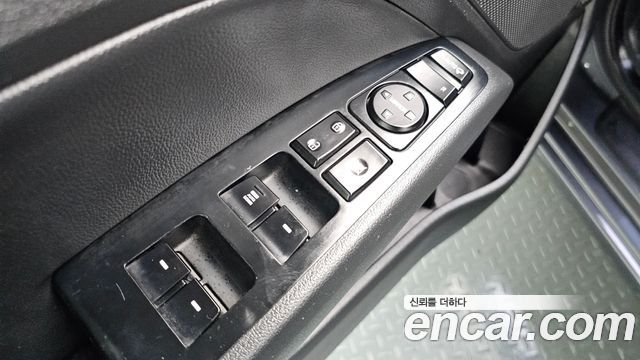 Hyundai AVANTE 2017 — photo 20