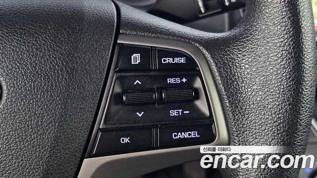 Hyundai AVANTE 2017 — photo 23