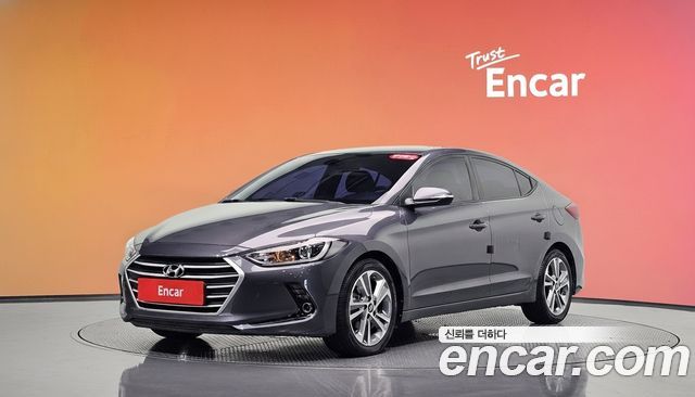 Hyundai AVANTE 2017 — photo 1