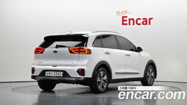 Kia Niro 2020 — photo 2