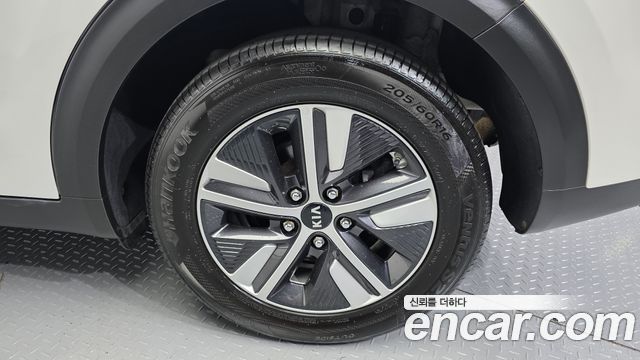 Kia Niro 2020 — photo 7