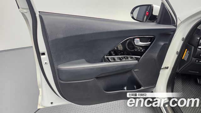 Kia Niro 2020 — photo 14
