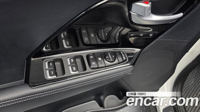 Kia Niro 2020 — photo 29