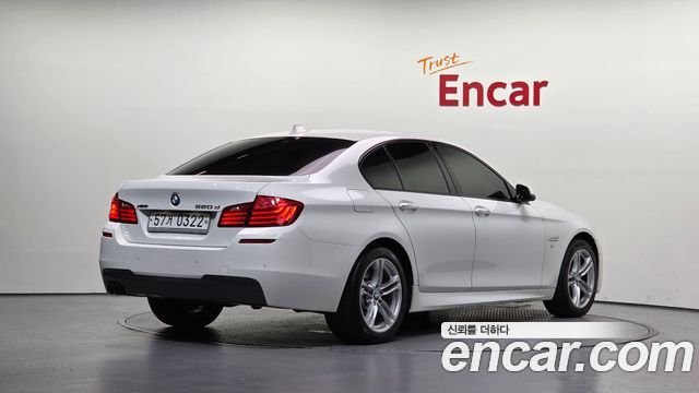 BMW 5-Series 2016 — photo 2