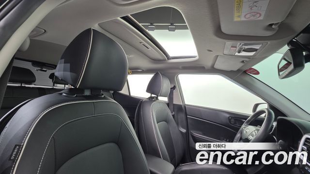 Hyundai Venue 2022 — photo 26