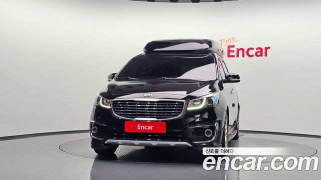 Kia Canival 2018 — photo 3