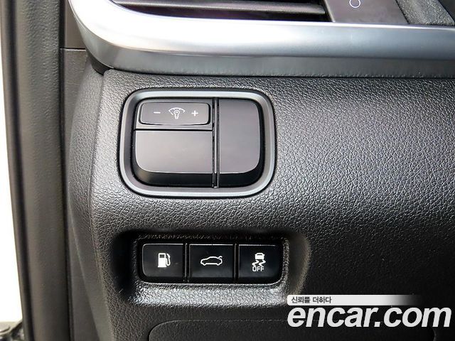 Kia K5 2018 — photo 13