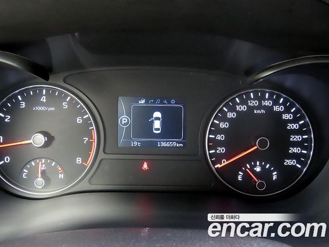 Kia K5 2018 — photo 18