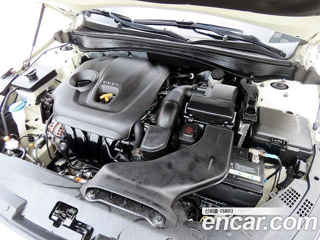 Kia K5 2018 — photo 19