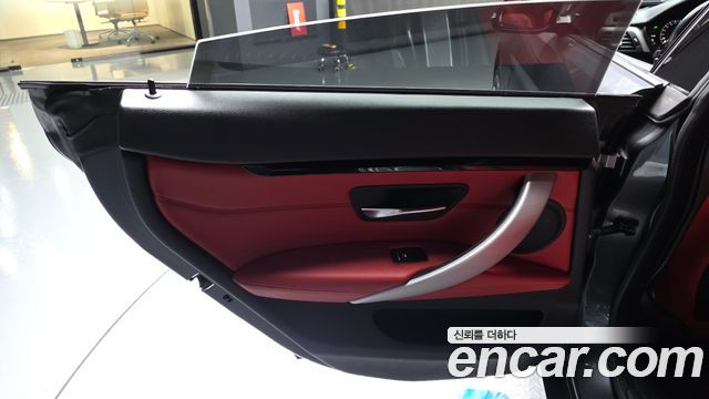 BMW 4-Series 2020 — photo 15