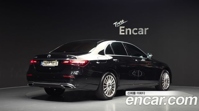 Mercedes-Benz E-Class 2021 — photo 2