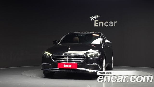 Mercedes-Benz E-Class 2021 — photo 3