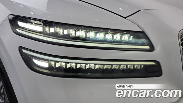Genesis GV80 2025 — photo 8