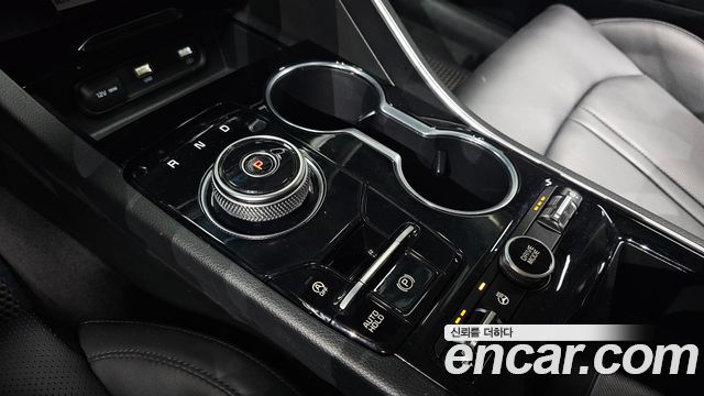 Kia K5 2023 — photo 12