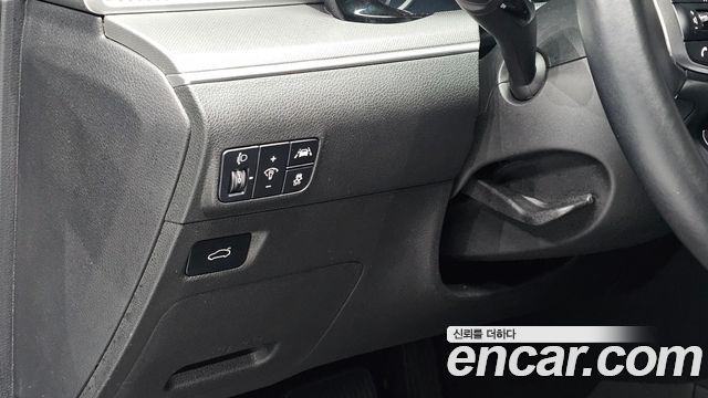 Kia K5 2023 — photo 24