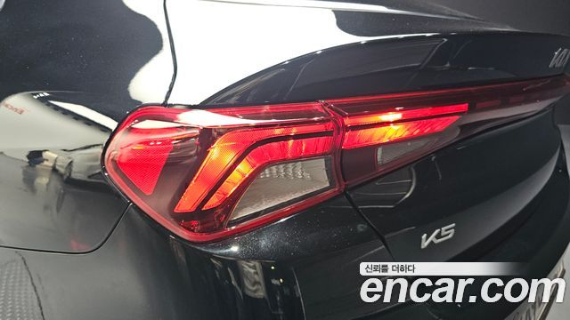 Kia K5 2023 — photo 9