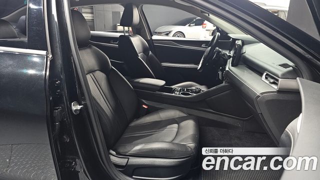 Kia K5 2023 — photo 16