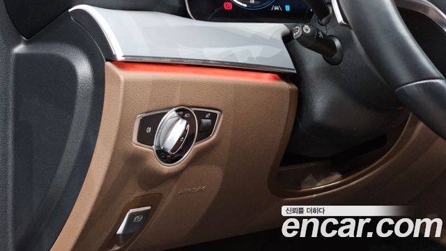 Mercedes-Benz E-Class 2021 — photo 25
