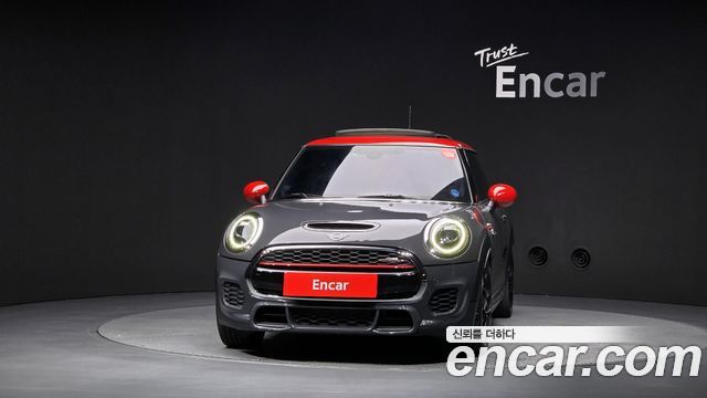 Mini Cooper 2019 — photo 3