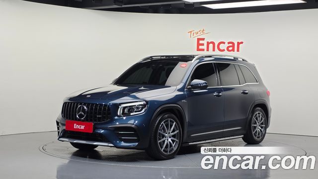 Mercedes-Benz GLB-Class 2023 — photo 1
